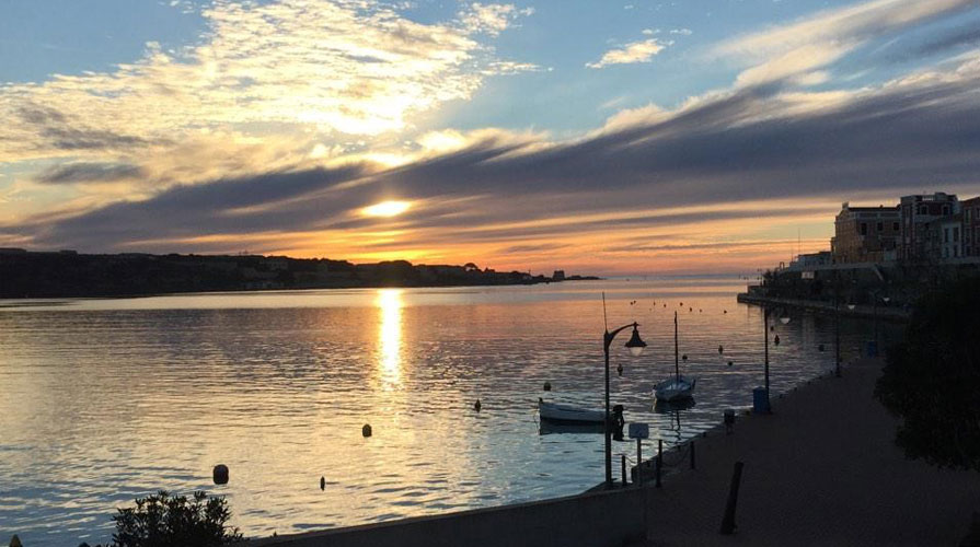 Exclusiver | Disfruta del atardecer y amanecer de Menorca