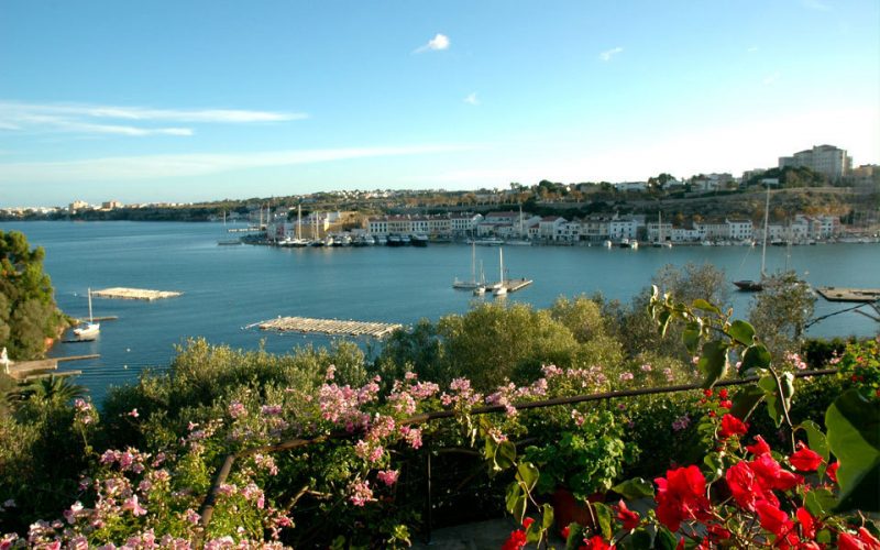 Vistas a puerto de Mahón